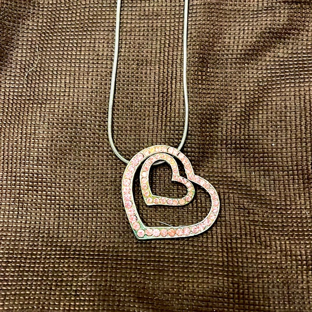 SALE!!! PINK CRYSTAL HEART NECKLACE 💕💕🔥🔥